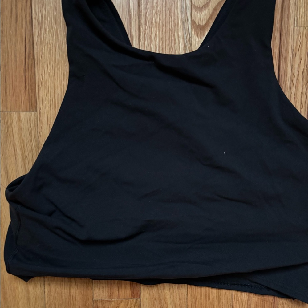 Athleta Conscious Crop Bra size M